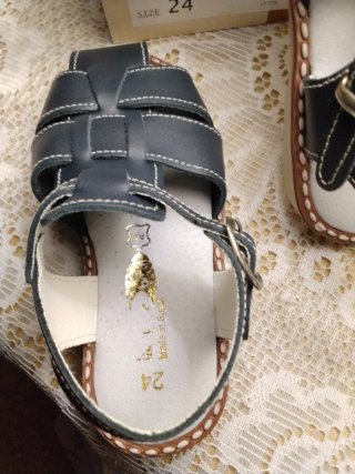 Sandalias niño piel Talla 24