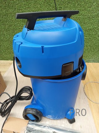 Nilfisk Multi II 30L T Aspirador de Agua y Polvo