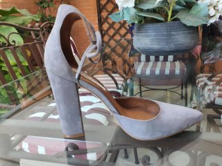 Zapatos de tacón Steve Madden grises talla 37