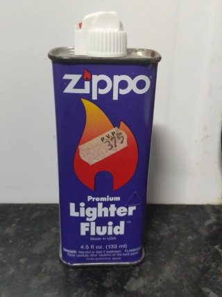 Líquido Zippo Antiguo