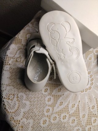 Sandalias Niños Piel Blancas