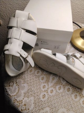 Sandalias Niños Piel Blancas