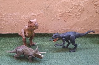 Lote dinosaurios electrónicos