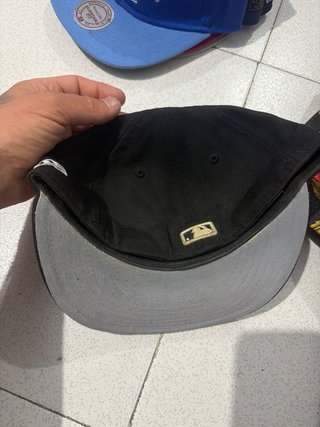 Gorra Mitchell & Ness Los Angeles Raiders