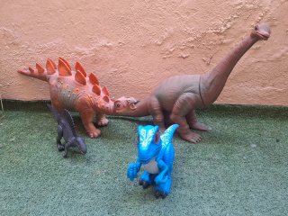 Lote 4 Dinosaurios Juguete No Articulados