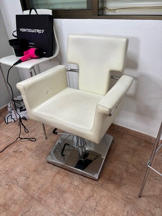SILLA DE BARBERIA REGULABLE