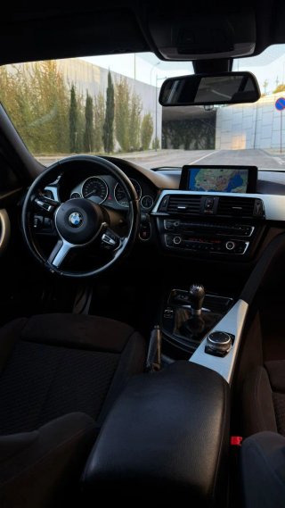 BMW Serie 3 2014 - Desde 185€/Mês - Negociável