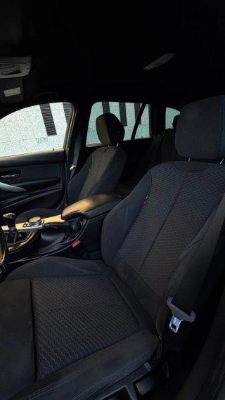 BMW Serie 3 2014 - Desde 185€/Mês - Negociável