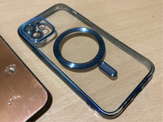 3 Carcasas iPhone 12