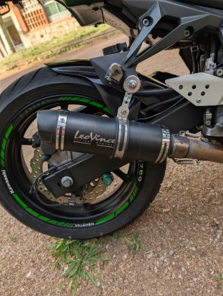 Escape Kawasaki Z750 2007/2012