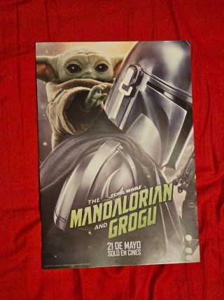 Póster The Mandalorian y Grogu A4