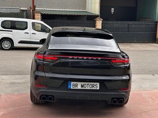 Porsche Cayenne coupe 2020 techo