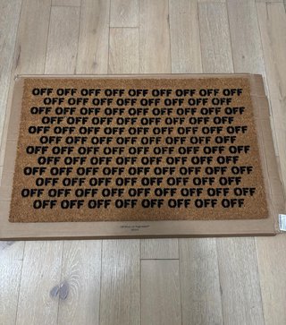 Tappeto Off-White Virgil Abloh™