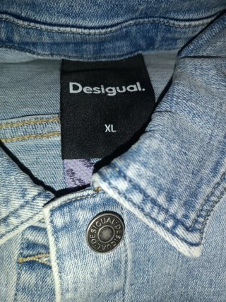 Chaqueta vaquera Desigual XL floral