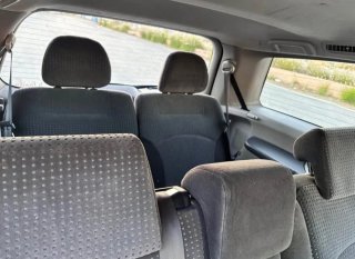 Mitsubishi Grandis 2005