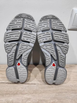 Salomon predict ra max gris 42 2/3