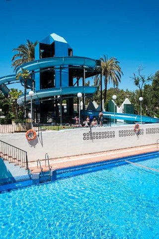 Semana 25 de julio al 1 de agosto, Benal Beach