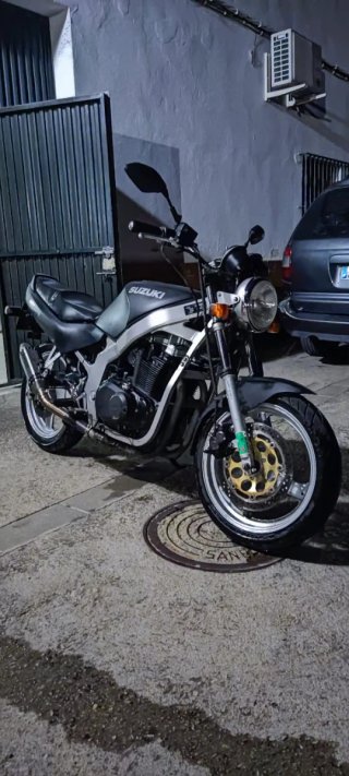 Suzuki GS500EN