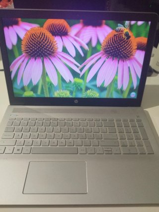 HP Pavilion i5 7200 U 12GB SSD + 1TB + NVIDIA
