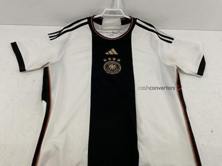 ropa futbol adidas