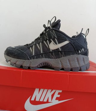 Zapatillas Nike Talla 40 Negras y Plateadas