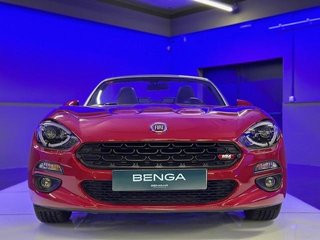 Fiat 124 Spider 1.4 Multiair Cabrio Lusso 103 kW (140 CV)