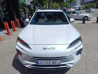 BYD Seal U DM-i Design 238 kW (324 CV)