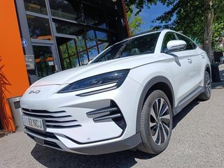 BYD Seal U DM-i Design 238 kW (324 CV)