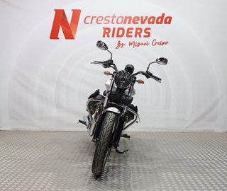 Moto Guzzi V9 ROAMER