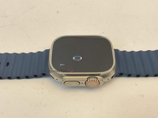 apple watch ultra 2 49mm (gps 4g) titanio