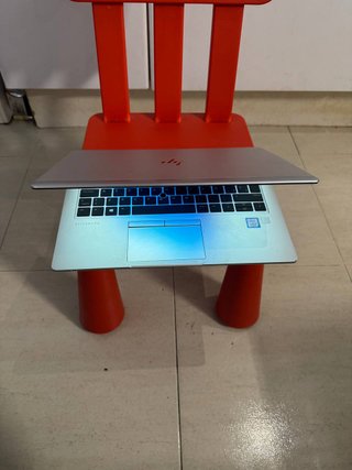 Ordenador portátil HP i5 8 Generación