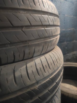 Pareja neumáticos 215/65 R16 98H