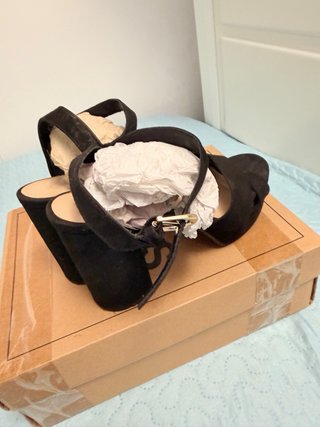 Sandalias de tacón negras