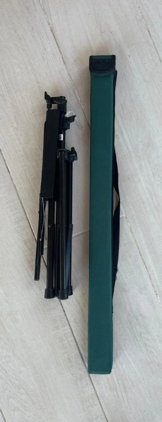 Violín clásico con accesorios