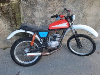 Moto Gilera 50cc Enduro Roja y Blanca