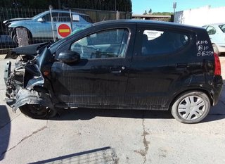 5159526 piloto trasero izquierdo nissan pix0 (uao)