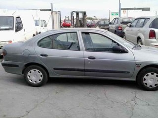 Motor arranque renault 2224711 megane i berl./