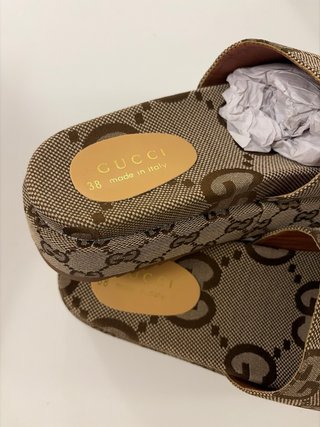 Sandalias Gucci Beige y Marrón