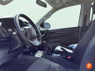 Toyota Hilux 4x4.   2.400cc 150Cv