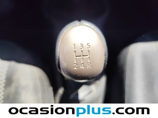 Nissan Micra 1.2G Acenta 59 kW (80 CV)