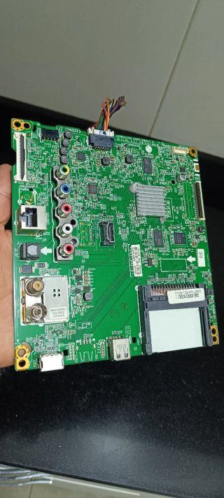 Placa Main LG32LJ590U EAX67129604 (1.0)