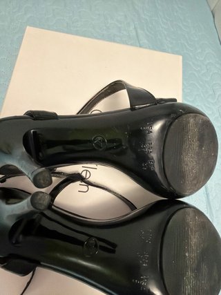 Sandalias brasileñas de tacón fino