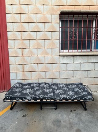 Cama Plegable con Ruedas y Somier