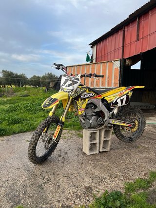 Suzuki 450 Cross