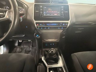 Toyota Land Cruiser 2.8 D-4D GX