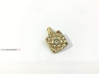colgante oro 18k