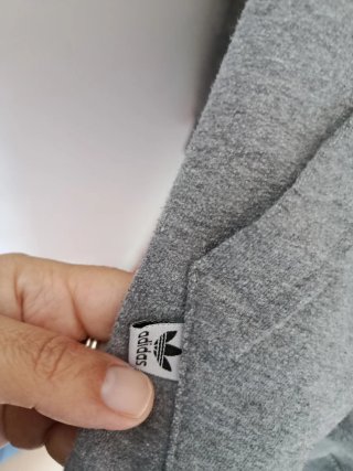 Sudadera Adidas Gris con Logo Trefoil