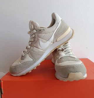 Zapatillas Nike Beige Talla 38