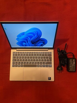 HP EliteBook 8 G1i 13.3 Intel Core Ultra 7