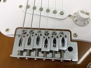 guitarra electrica fender squier